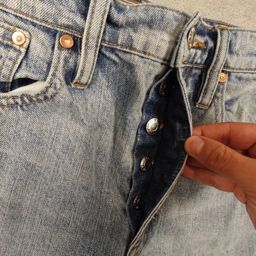 Point Sur Slouchy Boyfriend Jeans Size 27 Button Fly Distressed Light Wash Denim